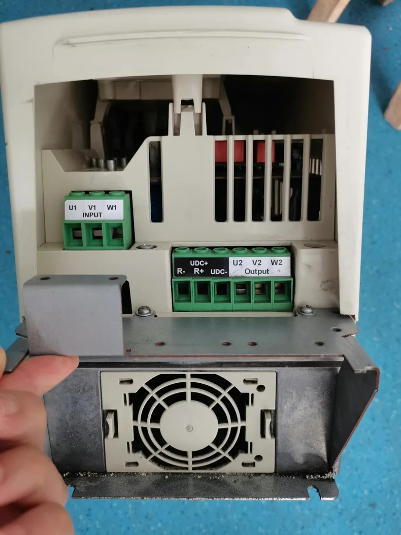 ABB ACS800-01-0009-3 5