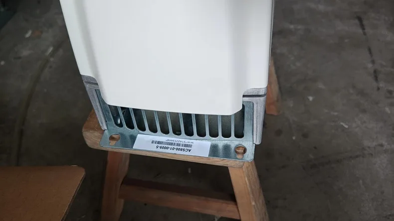 ABB ACS800-01-0009-5 5