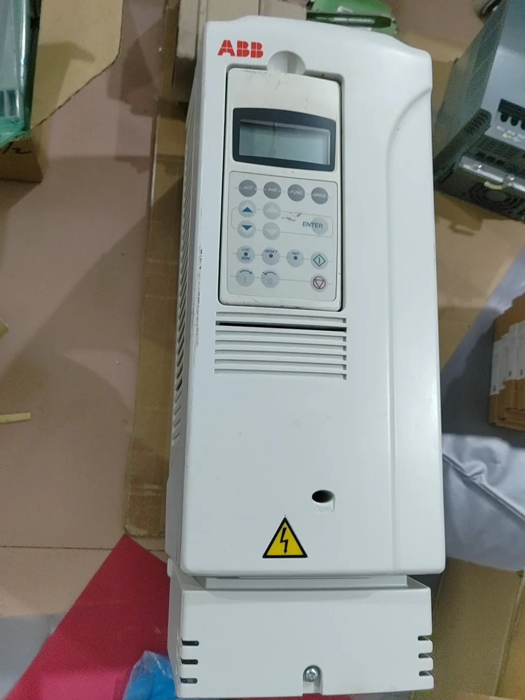 ABB ACS800-01-0016-3 2