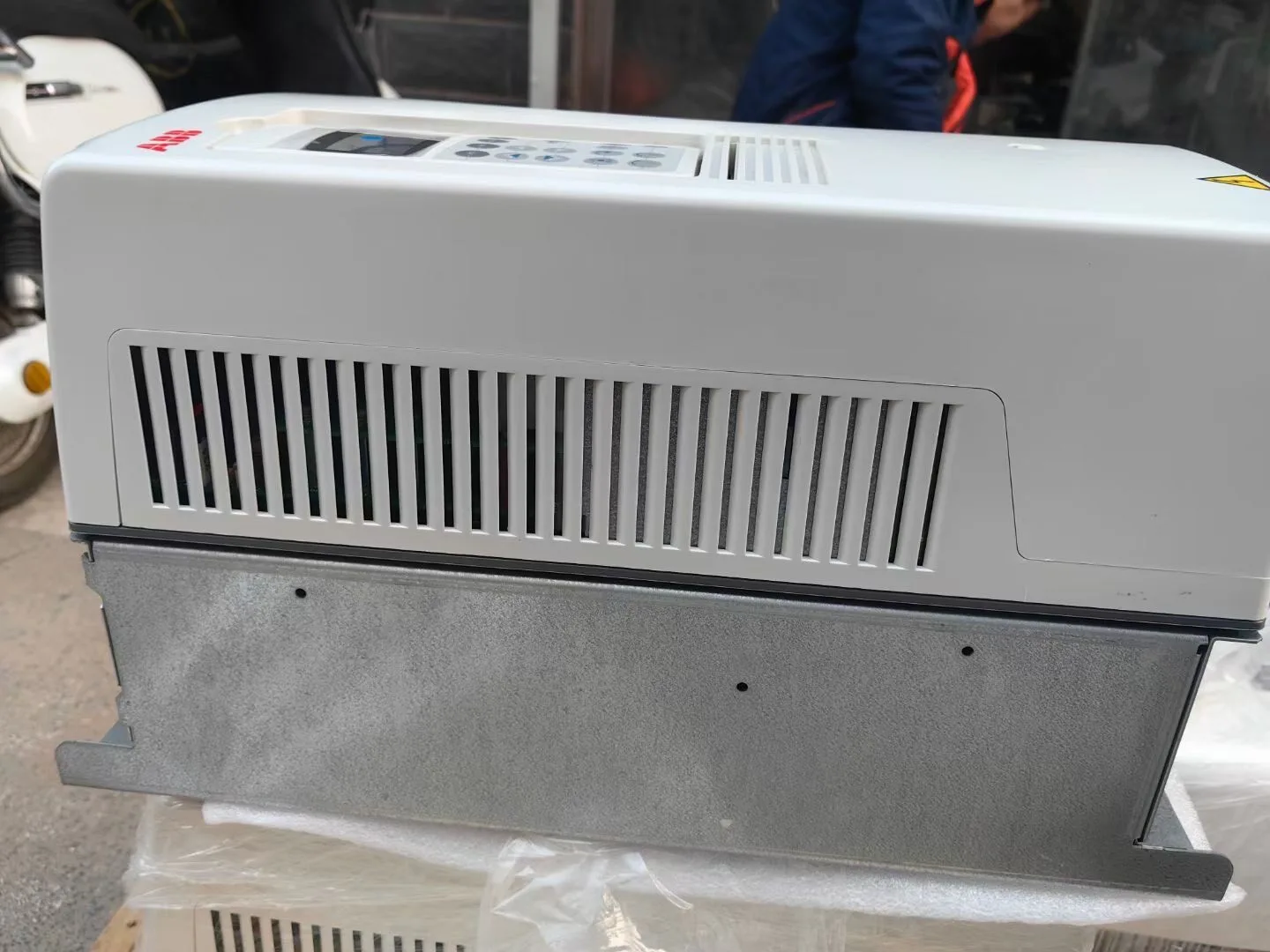ABB ACS800-01-0020-7 5