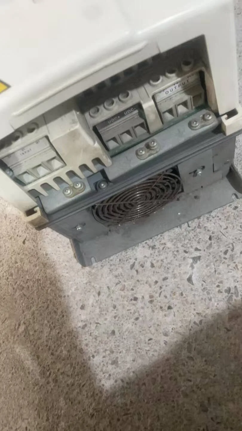 ABB ACS800-01-0030-3 4