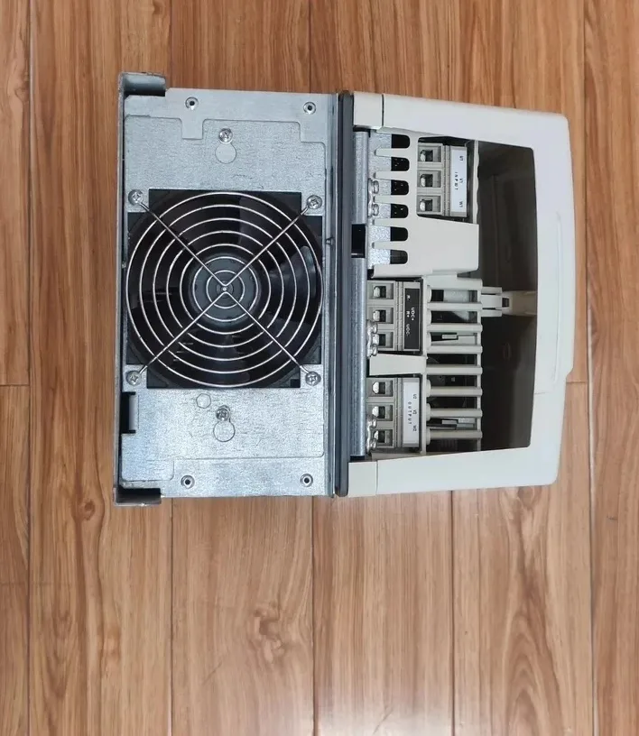 ABB ACS800-01-0030-5 3