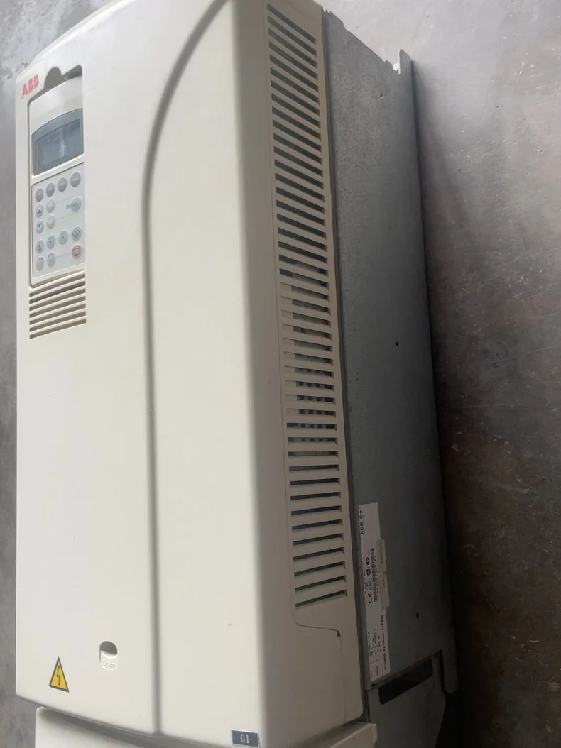 ABB ACS800-01-0040-3 2