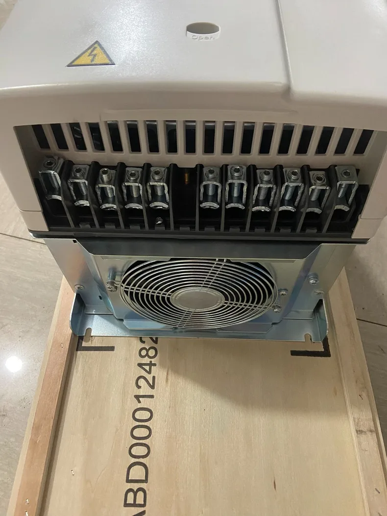 ABB ACS800-01-0070-5 3
