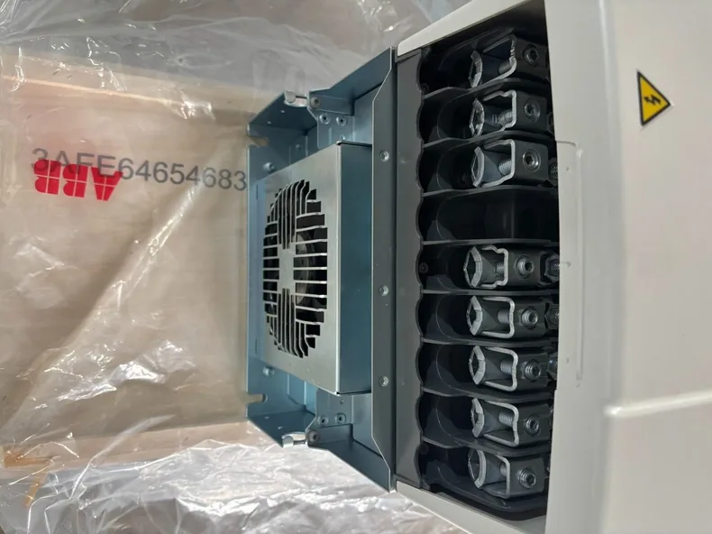 ABB ACS800-01-0100-3 4