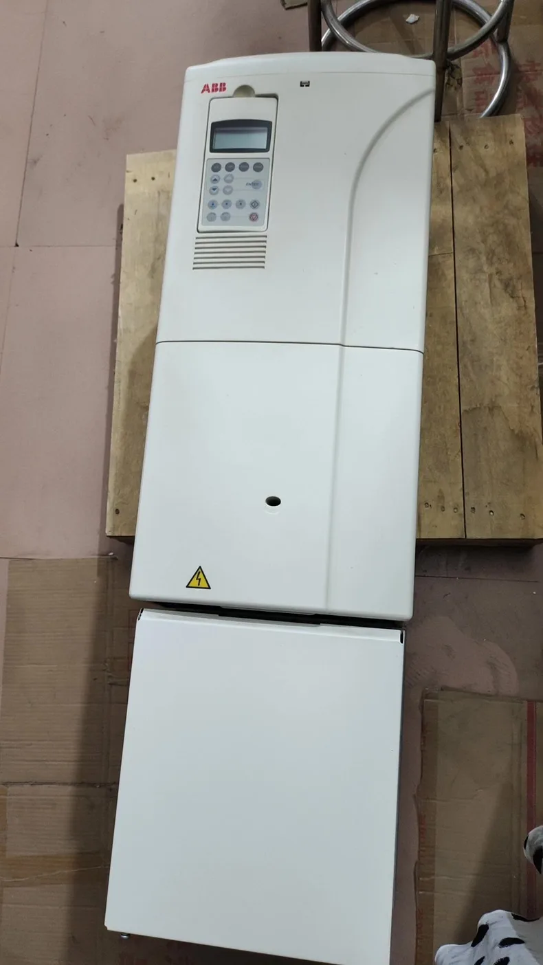 ABB ACS800-01-0205-3 2