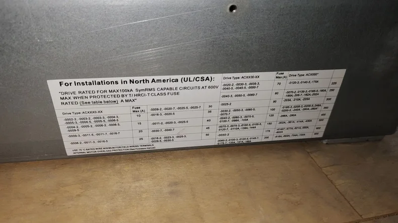 ABB ACS800-01-0205-3 3