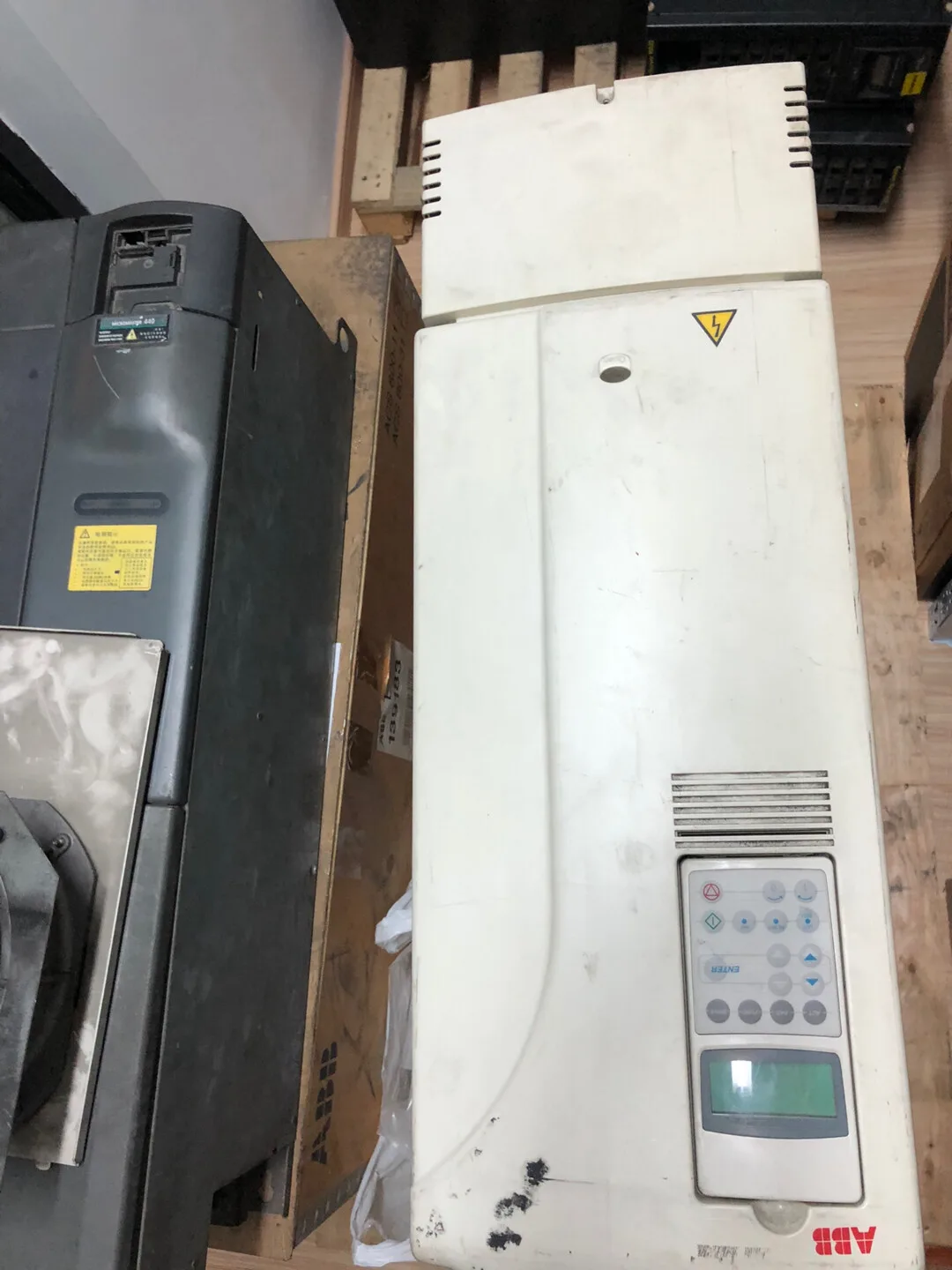 ABB ACS800-11-0025-3 3