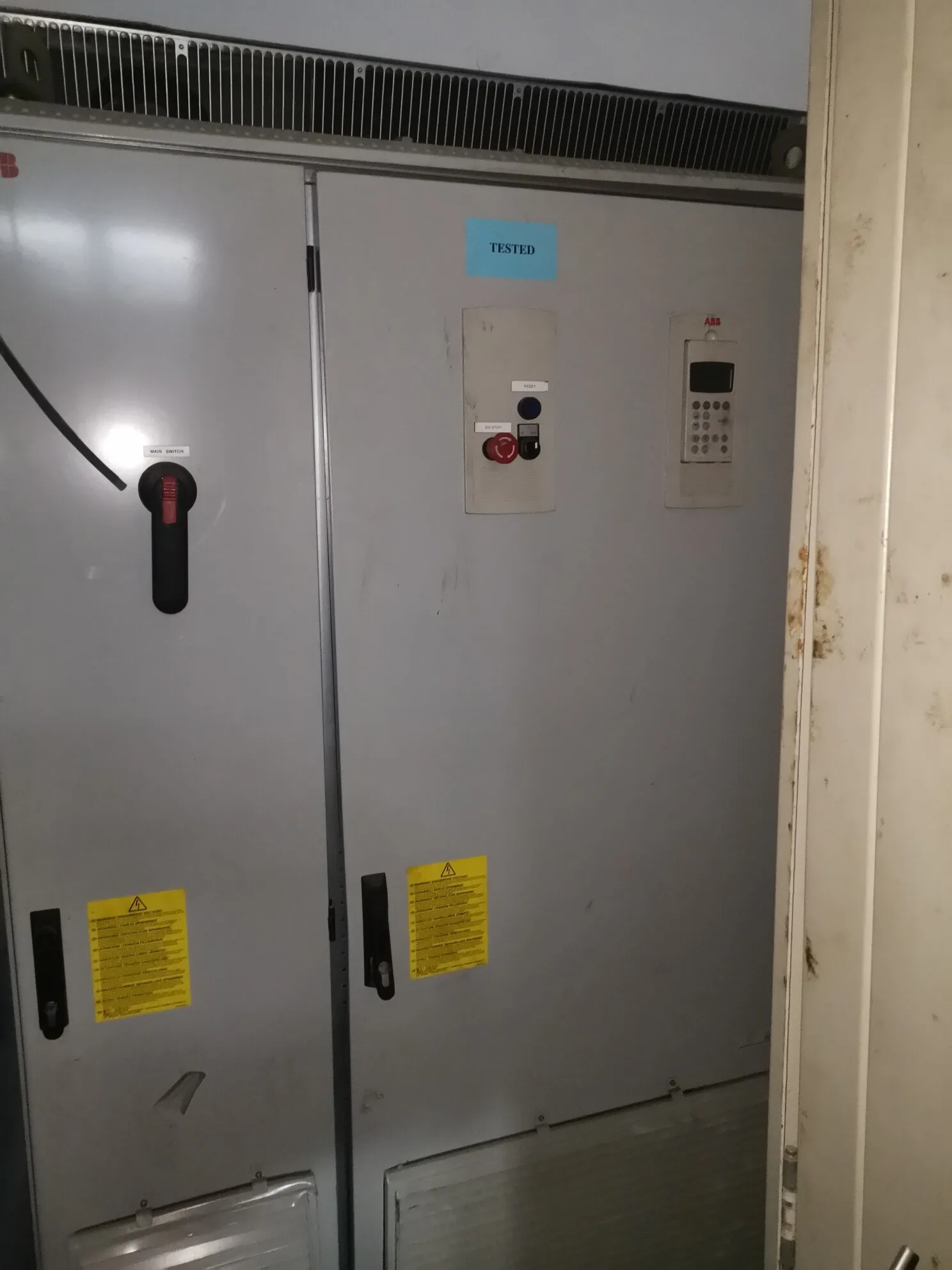 ABB ACS800-17-0210-3 3