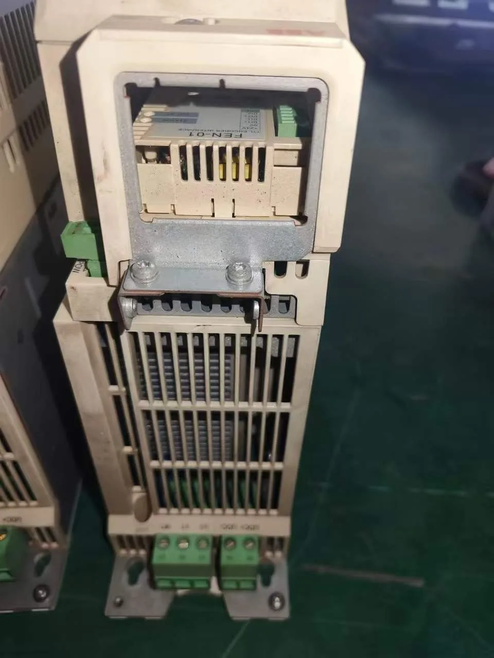 ABB ACS850-04-010A-5 4