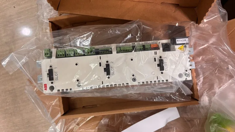 ABB ACS850-04-04A8-5 5