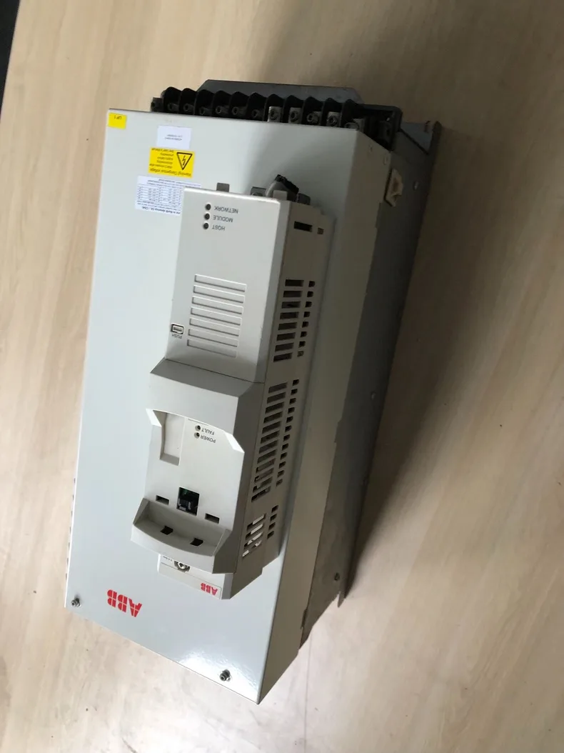 ABB ACS850-04-144A-5 4