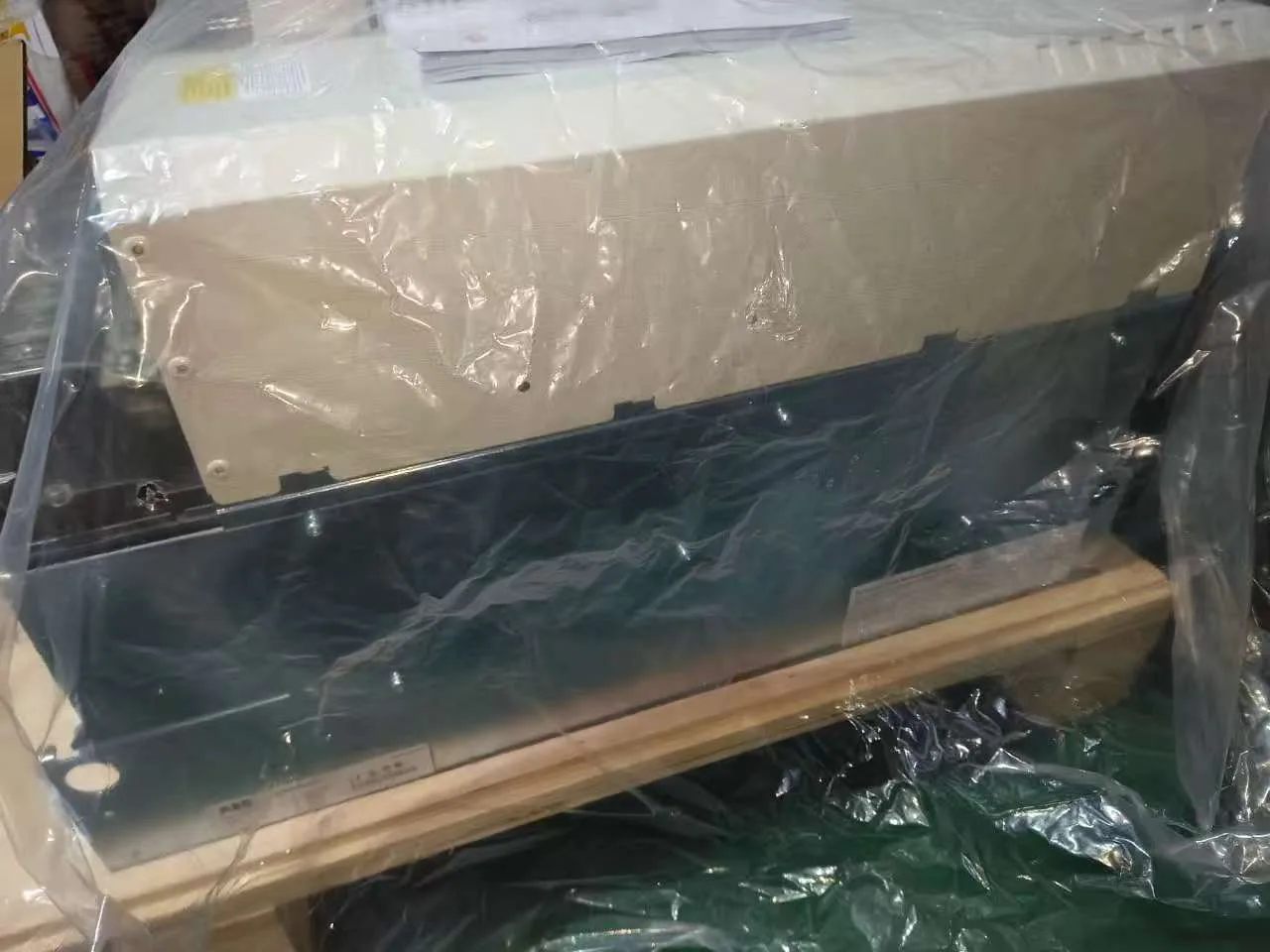 ABB ACS850-04-225A-5 3