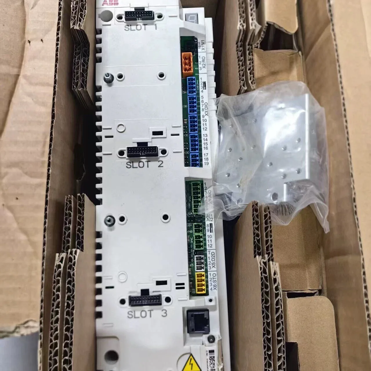 ABB ACSM1-04AM-016A-4