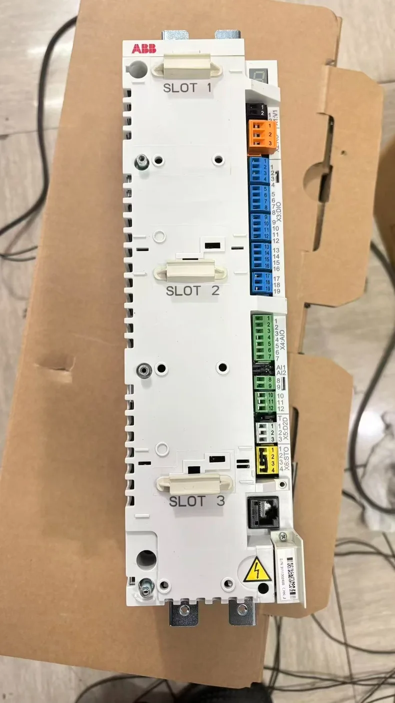 ABB ACSM1-04AM-02A5-4 3