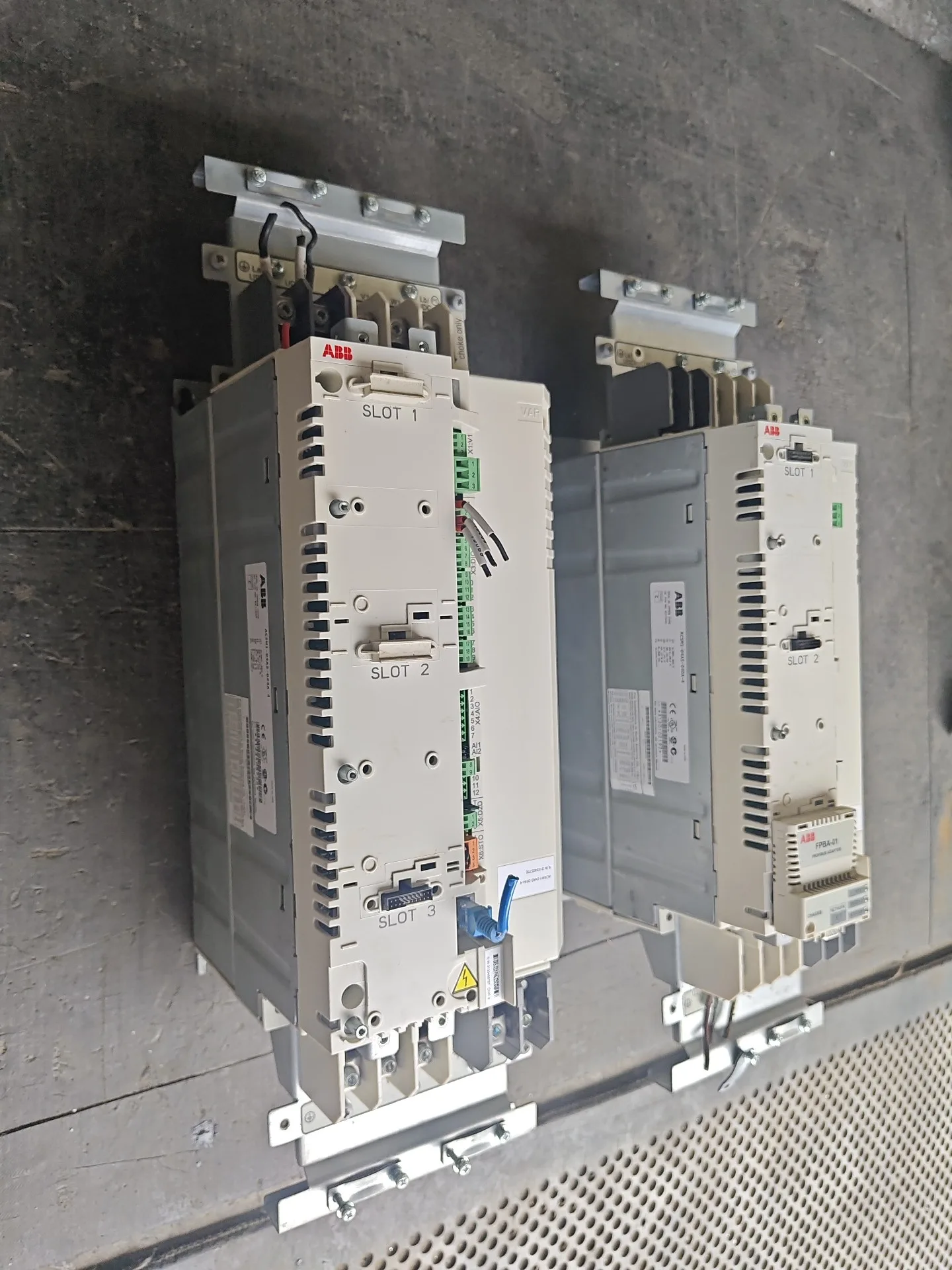 ABB ACSM1-04AS-024A-4 2