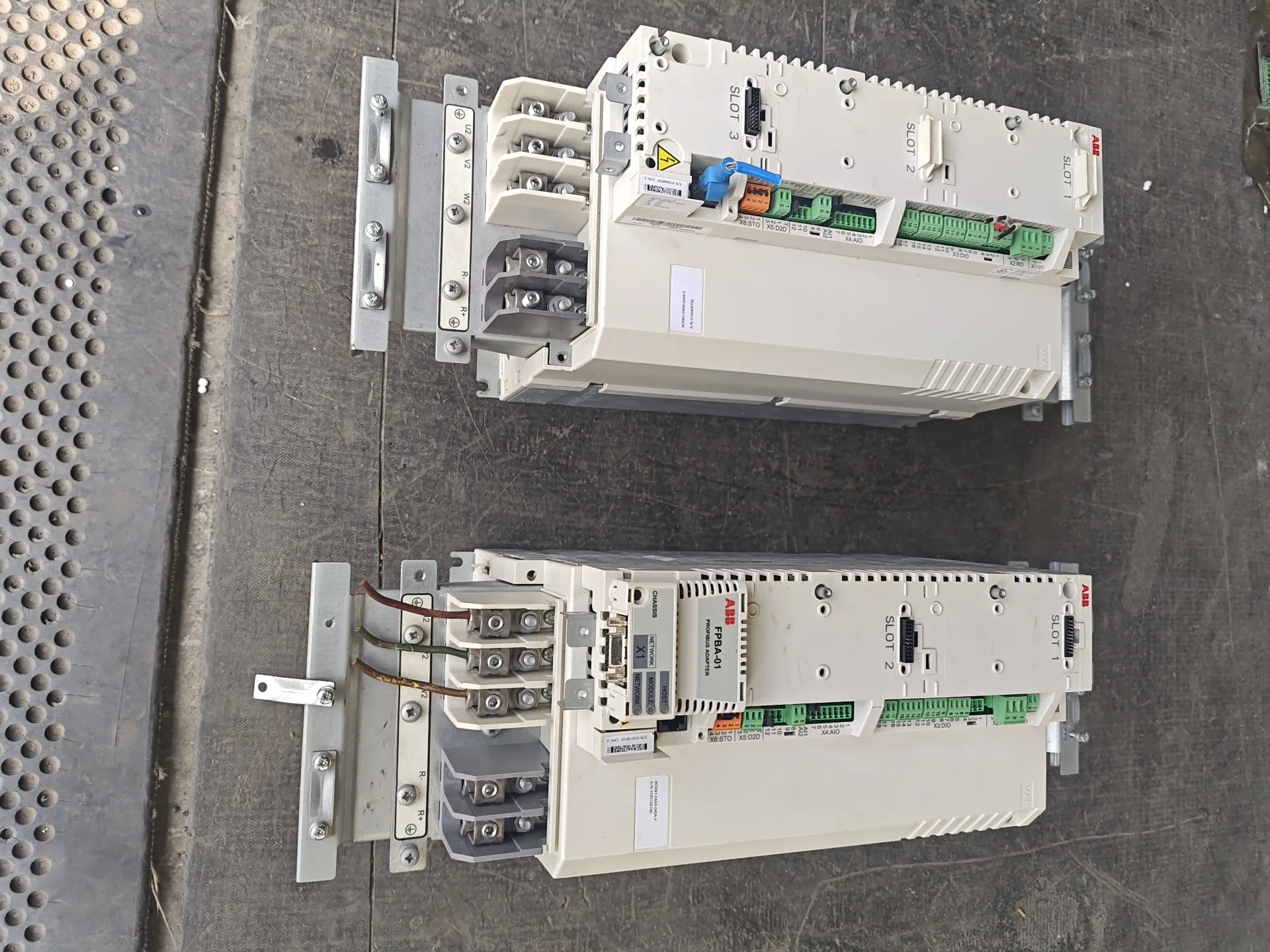 ABB ACSM1-04AS-024A-4 3