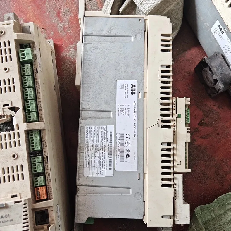 ABB ACSM1-04AS-05A0-4 3