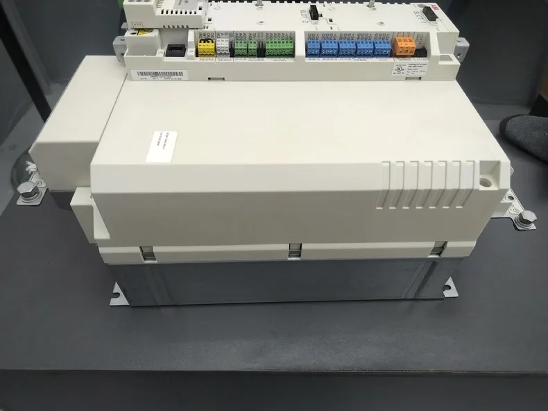 ABB ACSM1-04AS-060A-4 5
