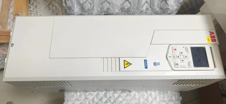 ABB ACH580-01-073A-4 6