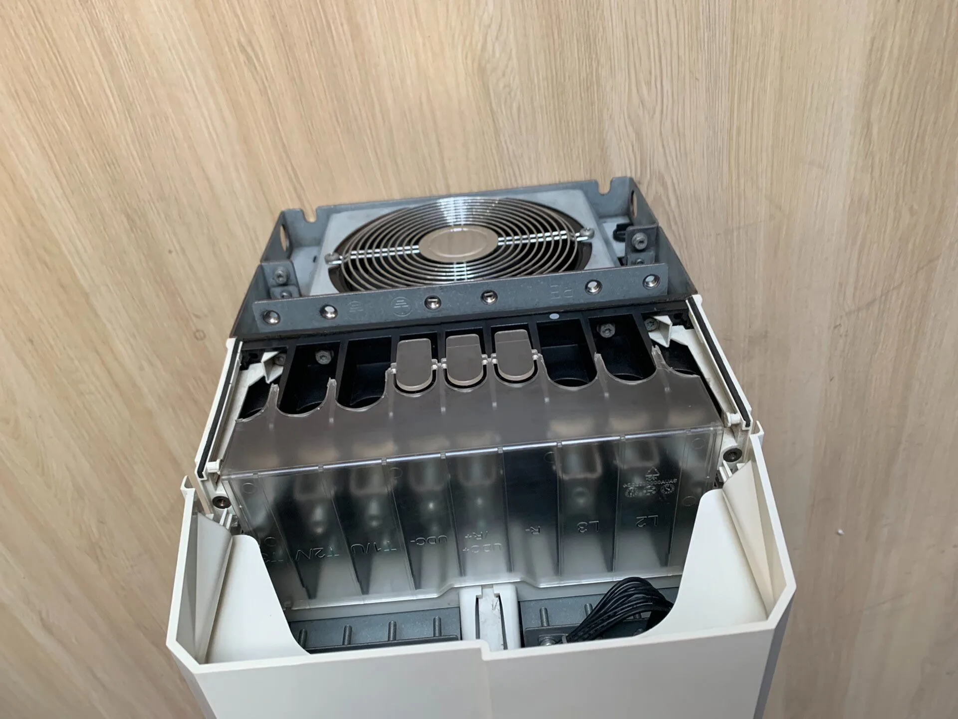 ABB ACH580-01-145A-4 3