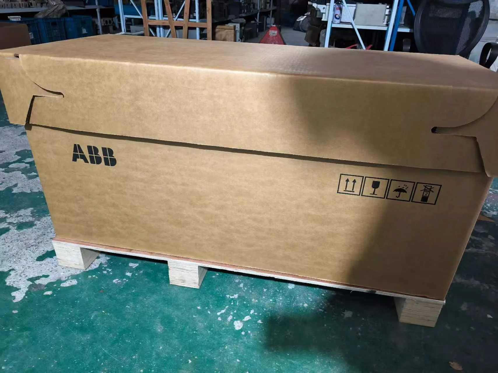 ABB ACH580-01-293A-4 2
