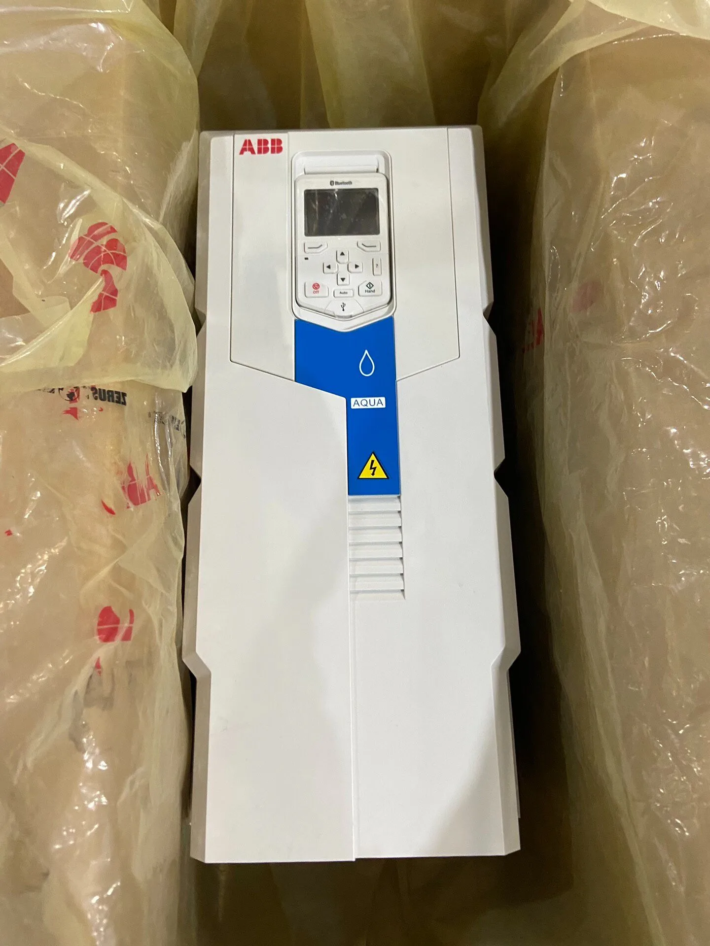 ABB ACQ580-01-106A-4