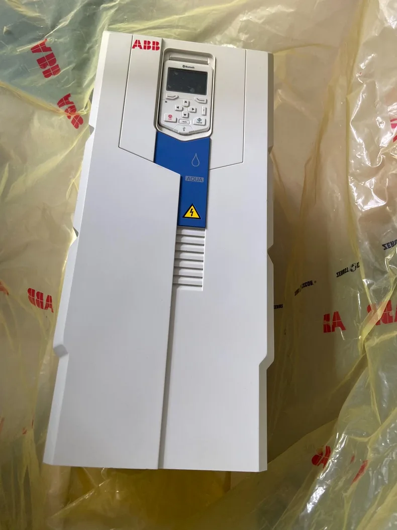 ABB ACQ580-01-206A-4 3