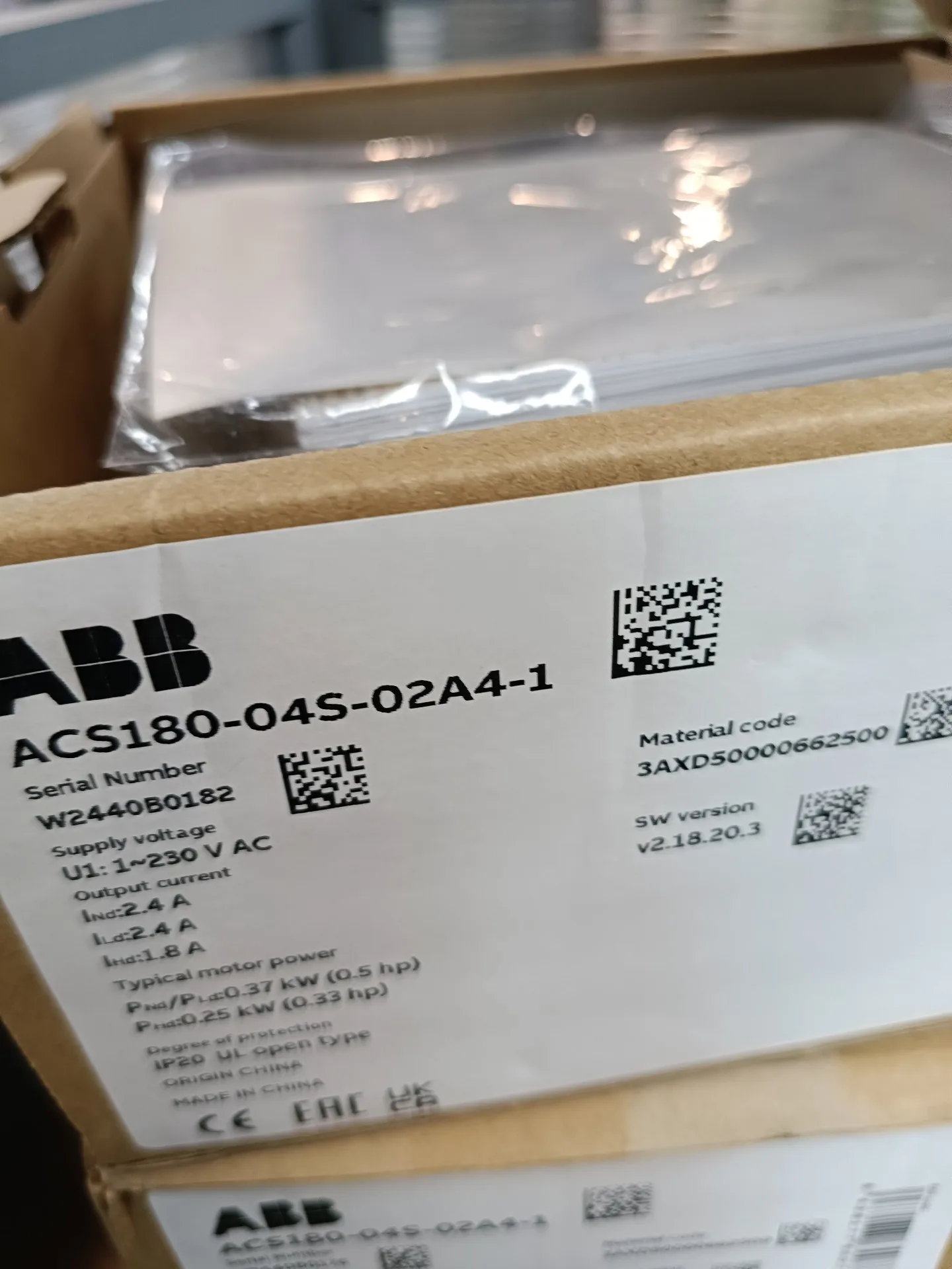 ABB ACS180-04S-01A8-4