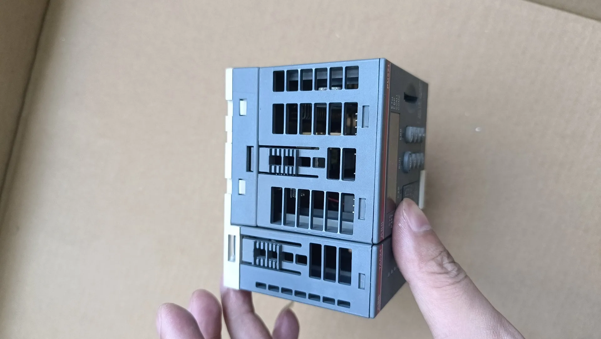 ABB PM571-ETH 1SAP130100R0170 6
