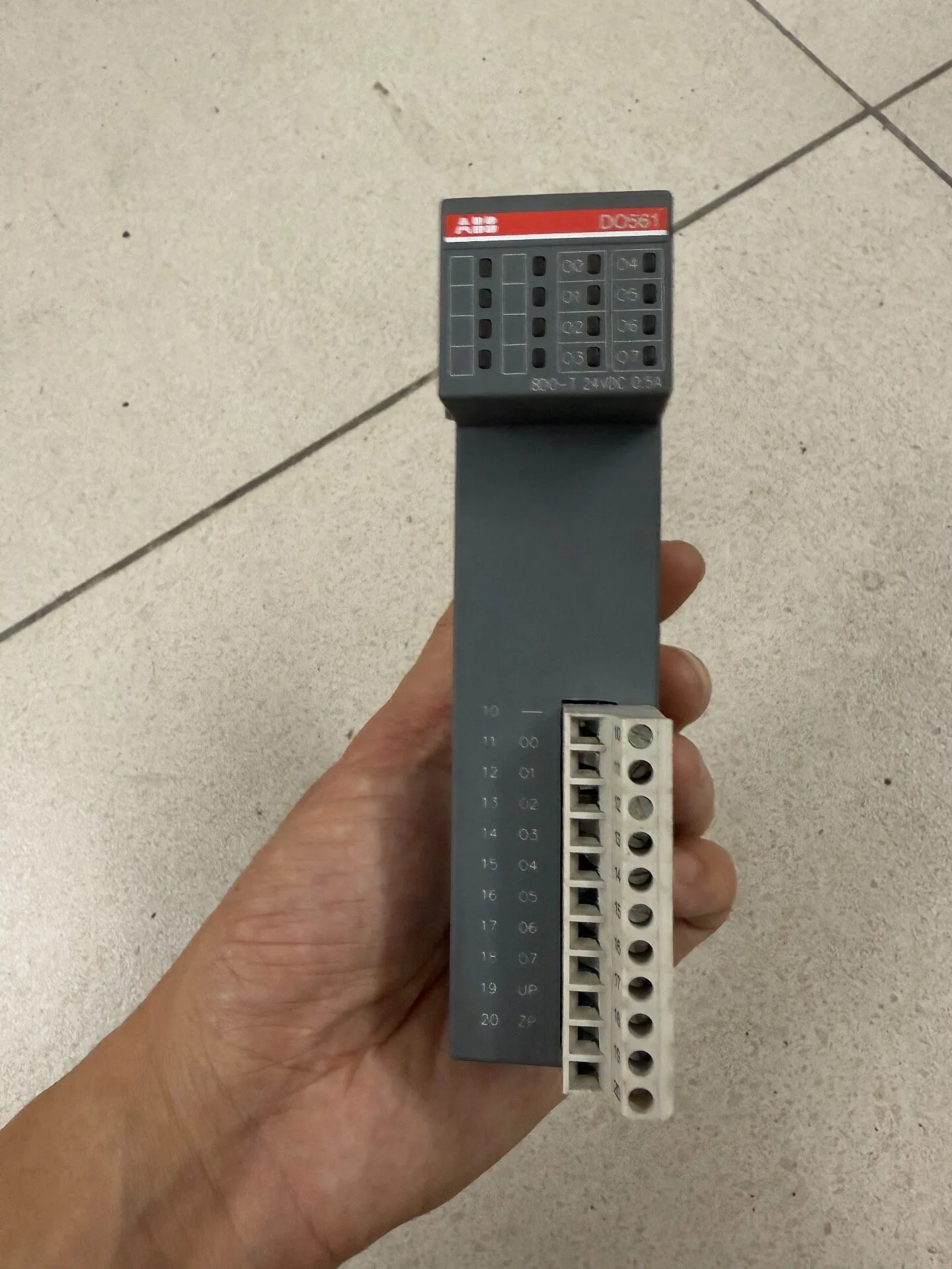 ABB PM581 1SAP140100R0100 6
