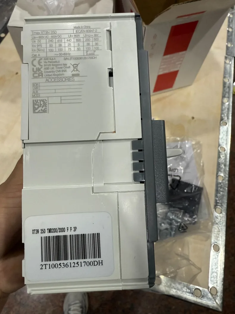 ABB XT3N 250 1SDA068058R1 5