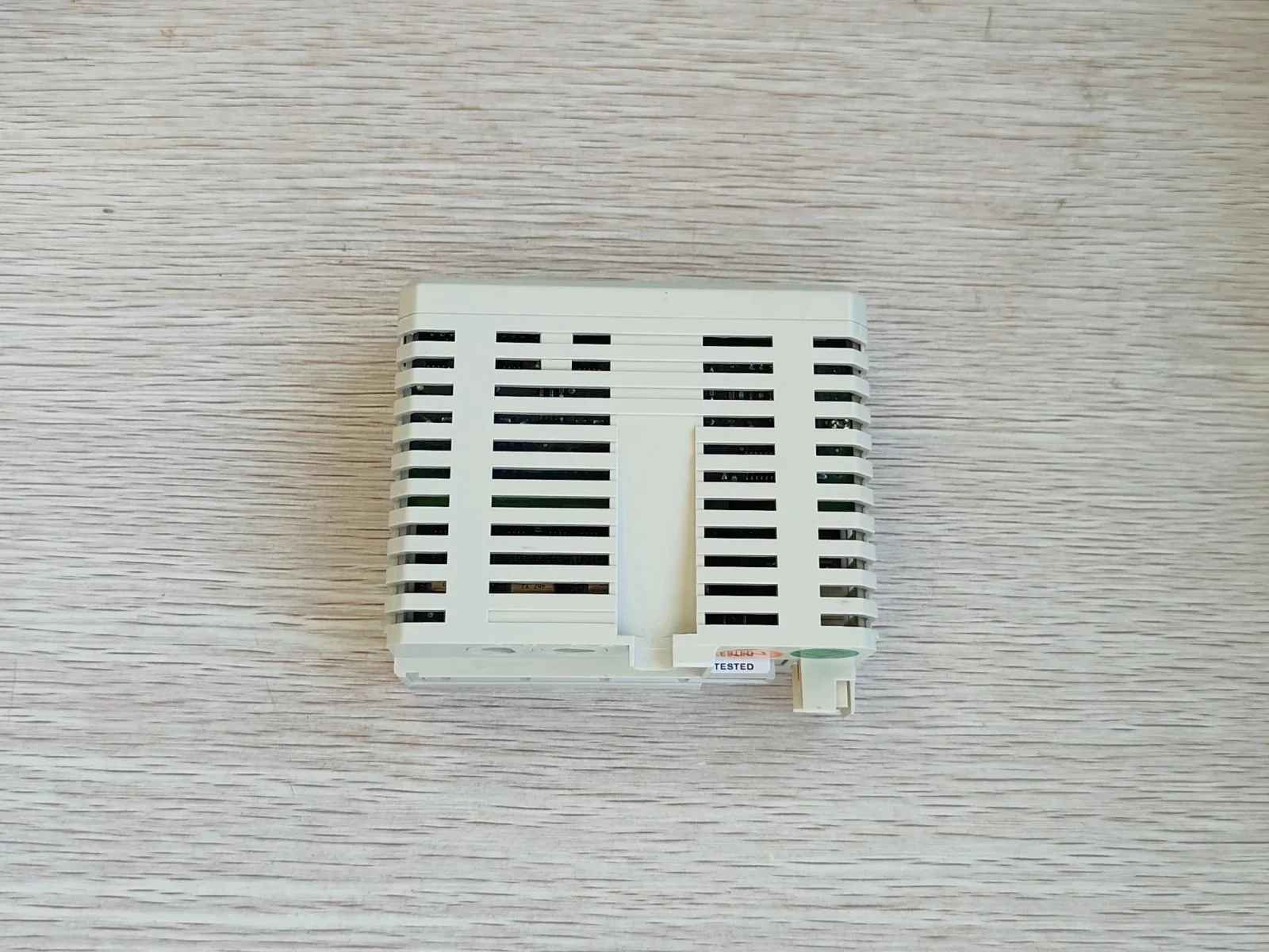 ABB AO820 4