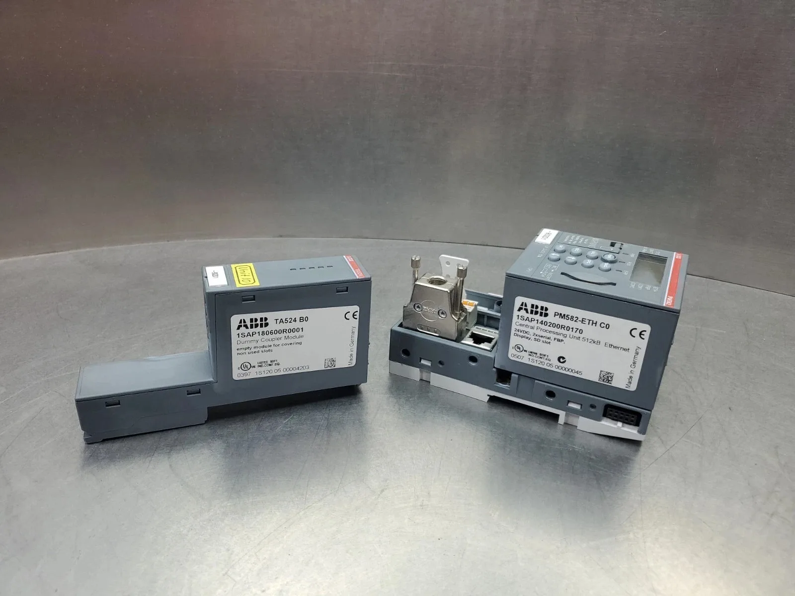 ABB PM582 1SAP140200R0100 6