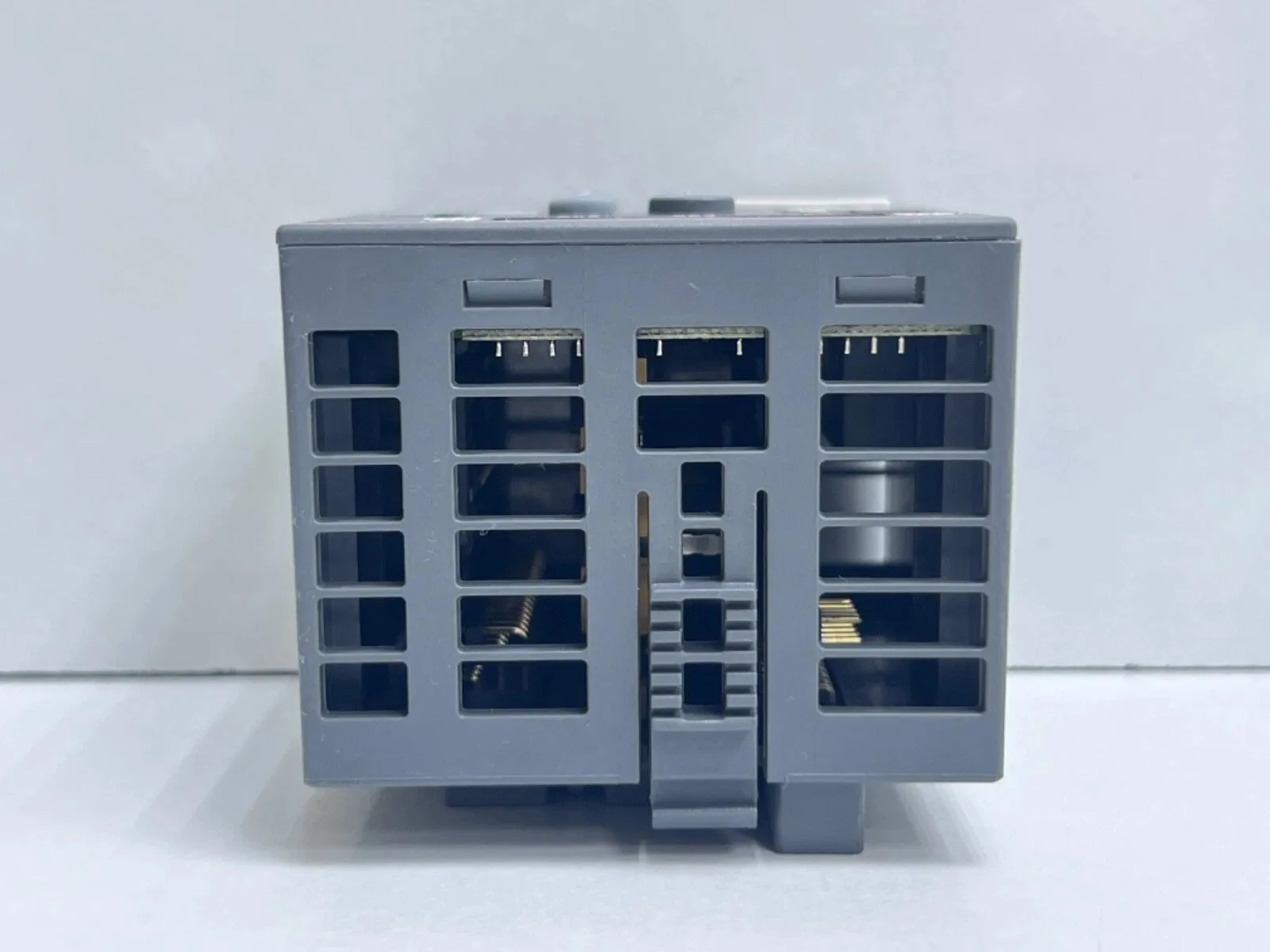 ABB PM571 1SAP130100R0100 4