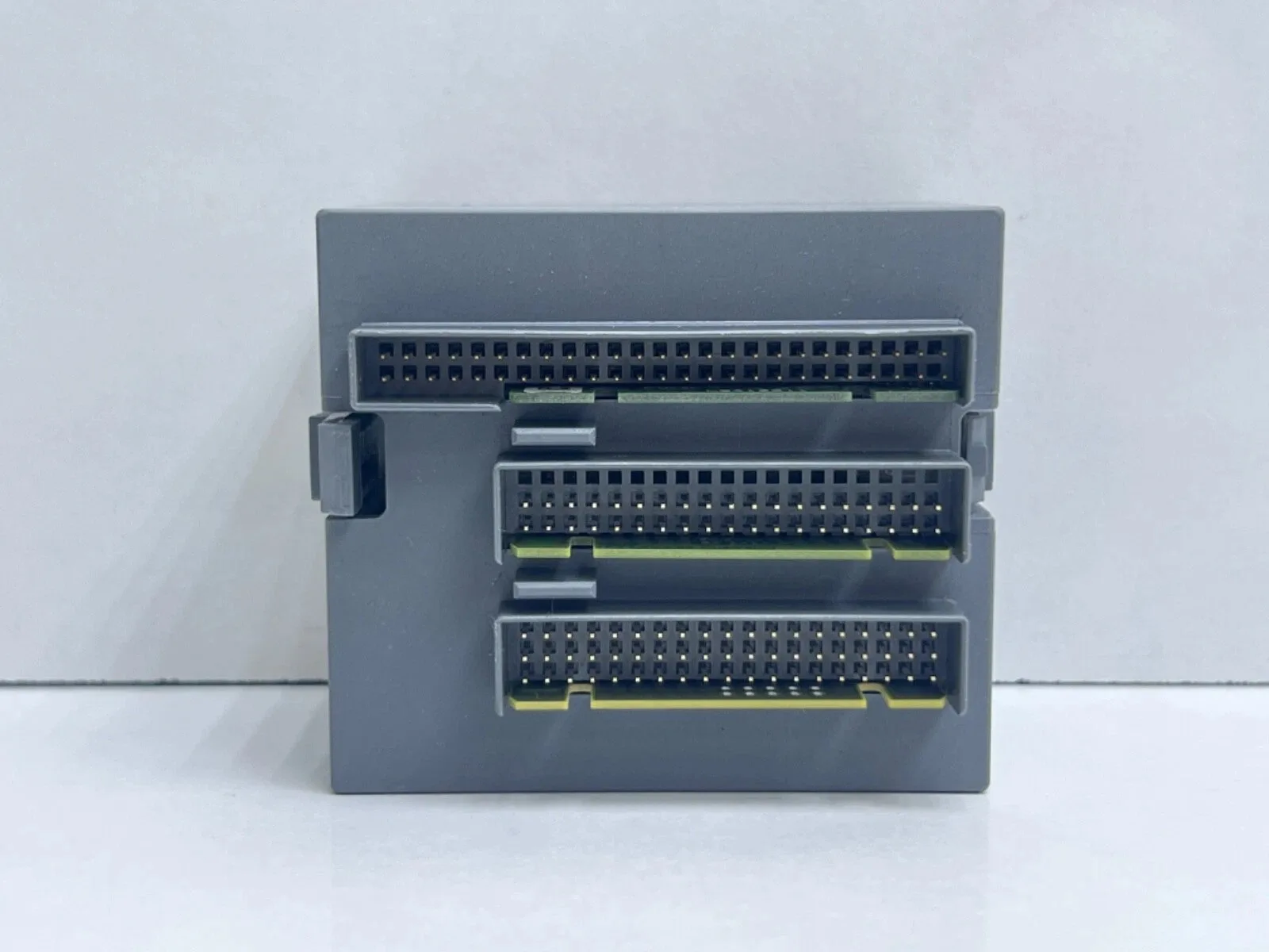 ABB PM571 1SAP130100R0100 7