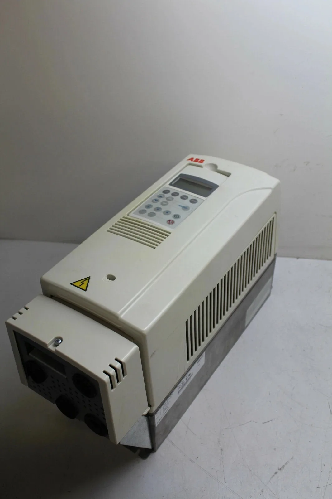 ABB ACS800-01-0025-5 5