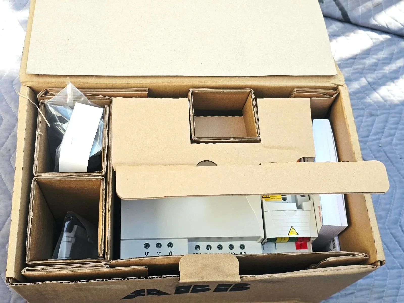 ABB ACS355-03U-38A0-4 2