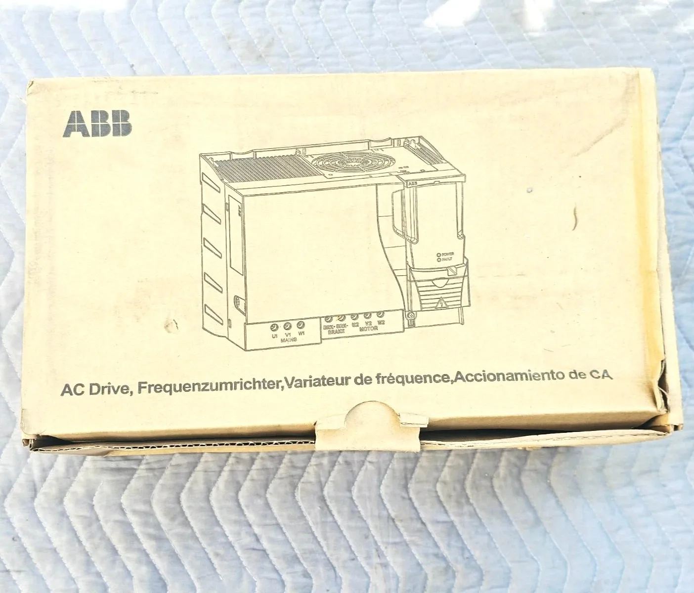 ABB ACS355-03U-38A0-4 6