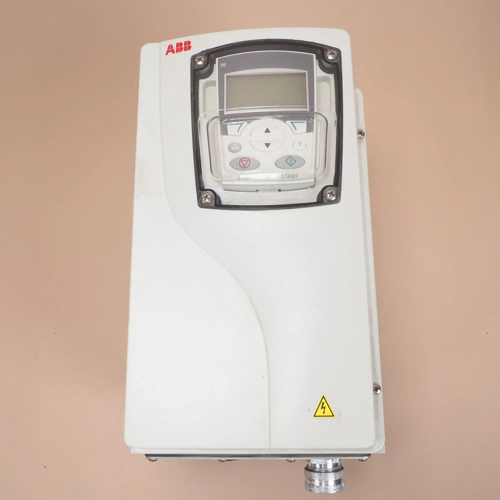 ABB ACS355-03U-03A3-4
