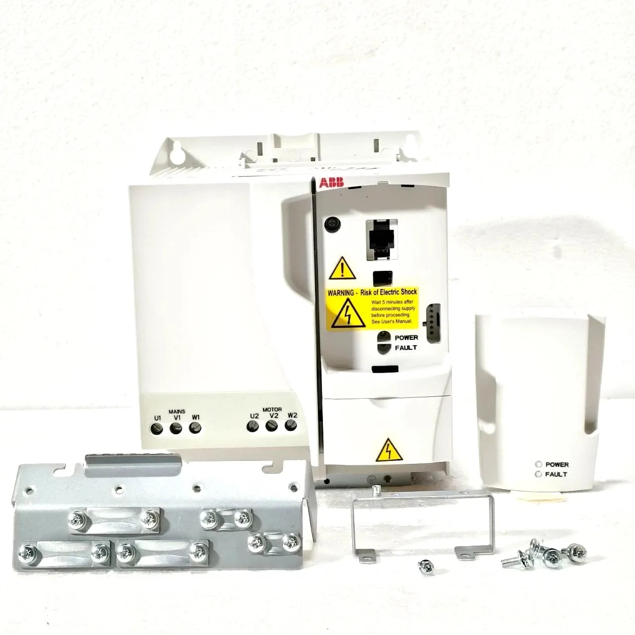 ABB ACS310-03U-17A2-4 4