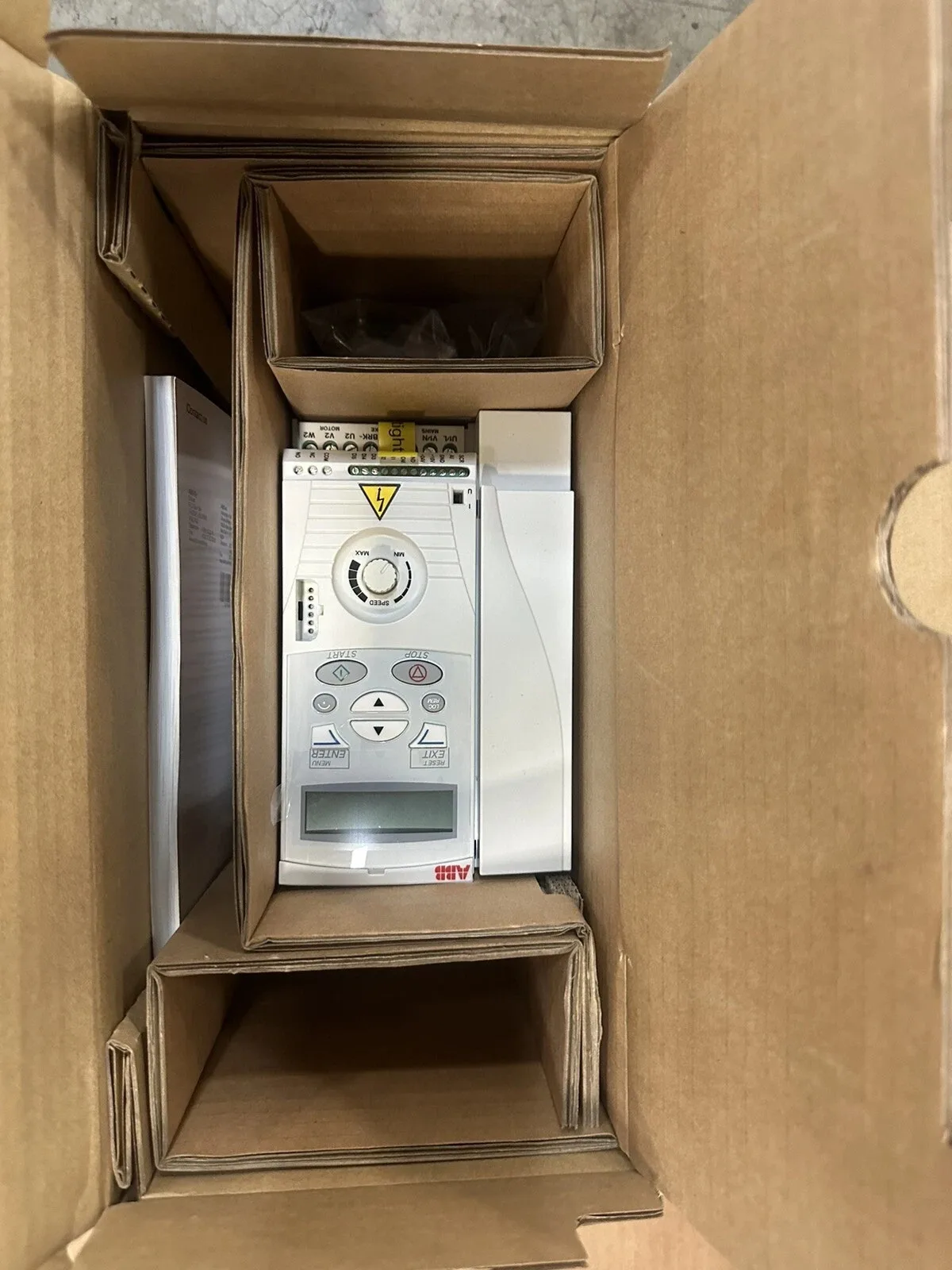 ABB ACS150-03U-09A8-2 3