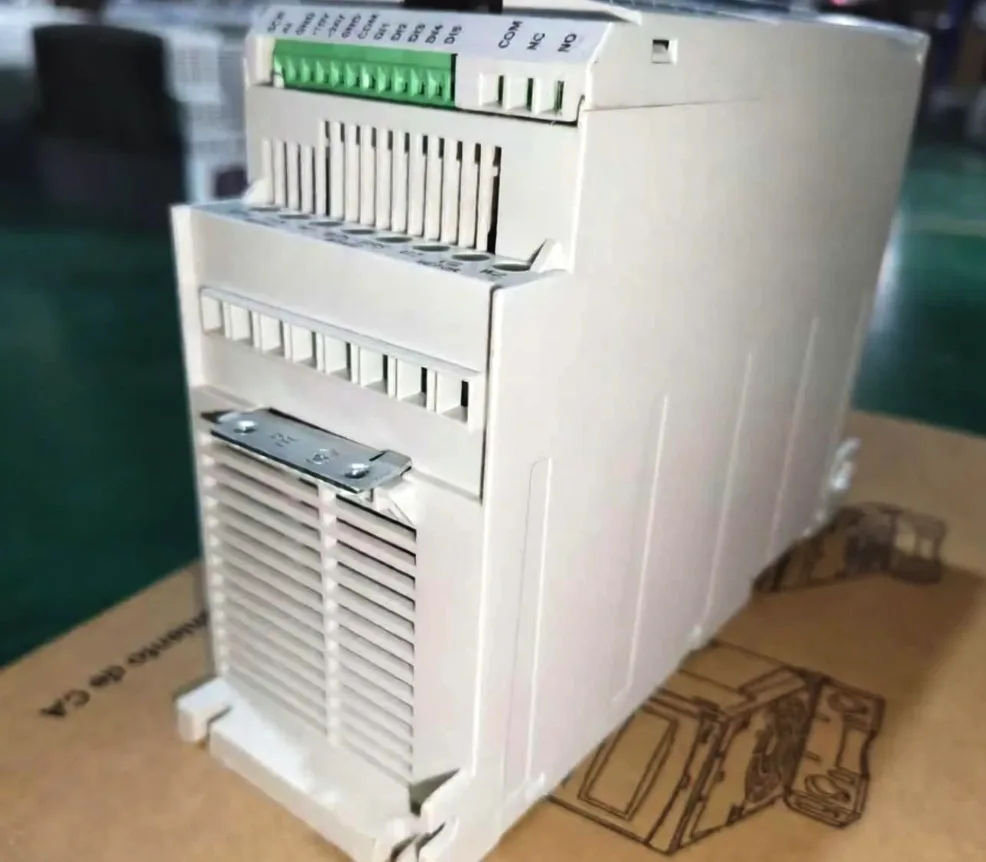 ABB ACS150-03U-06A7-2 3