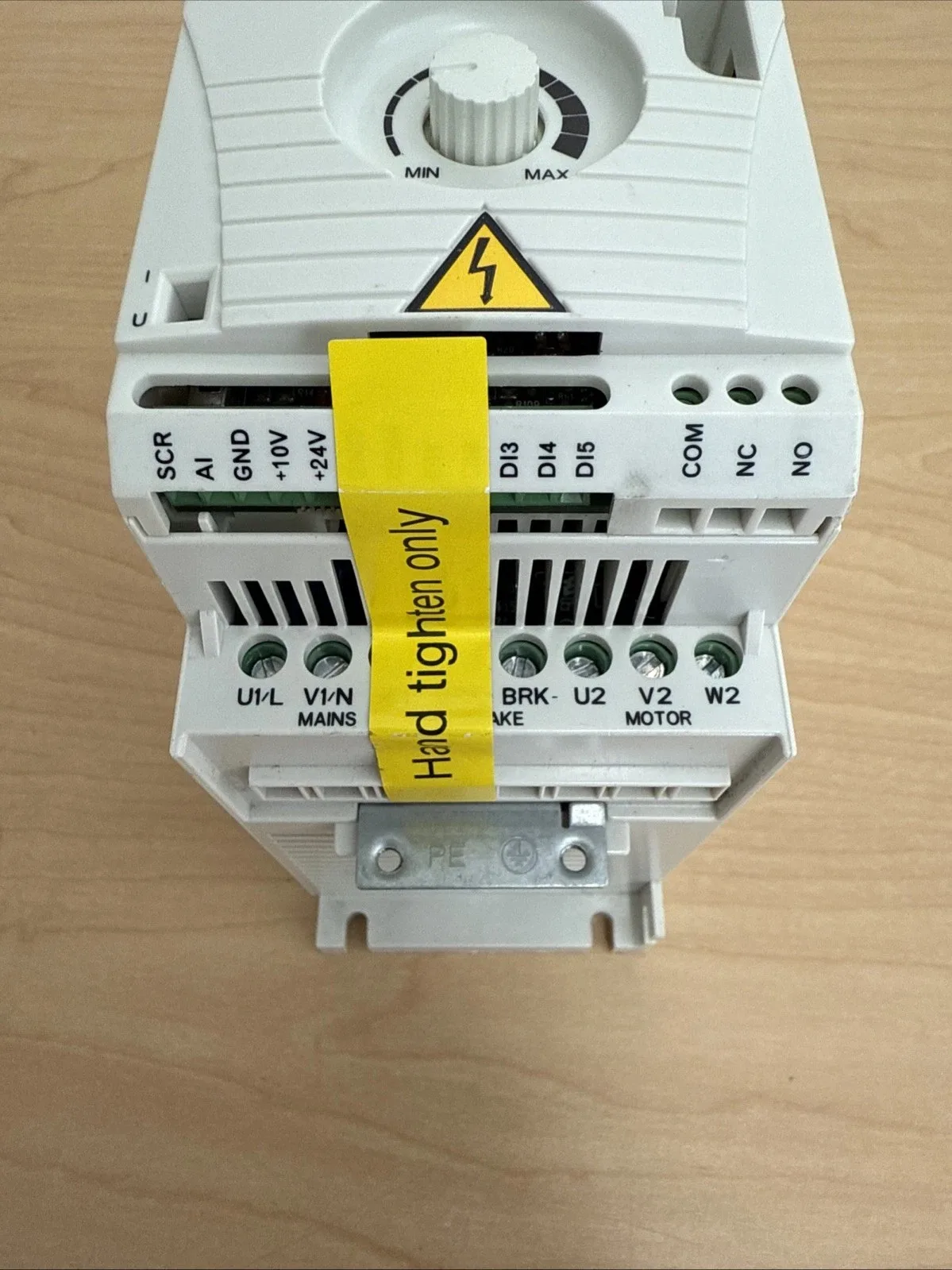 ABB ACS150-03U-04A1-4 6