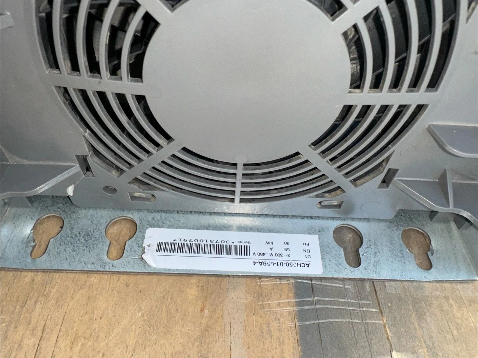 ABB ACH550-01-059A-4 7