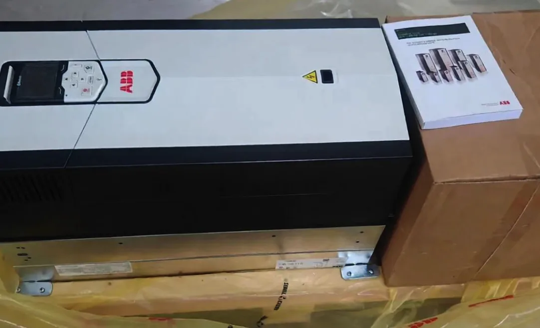 ABB ACS880-01-180A-5 2