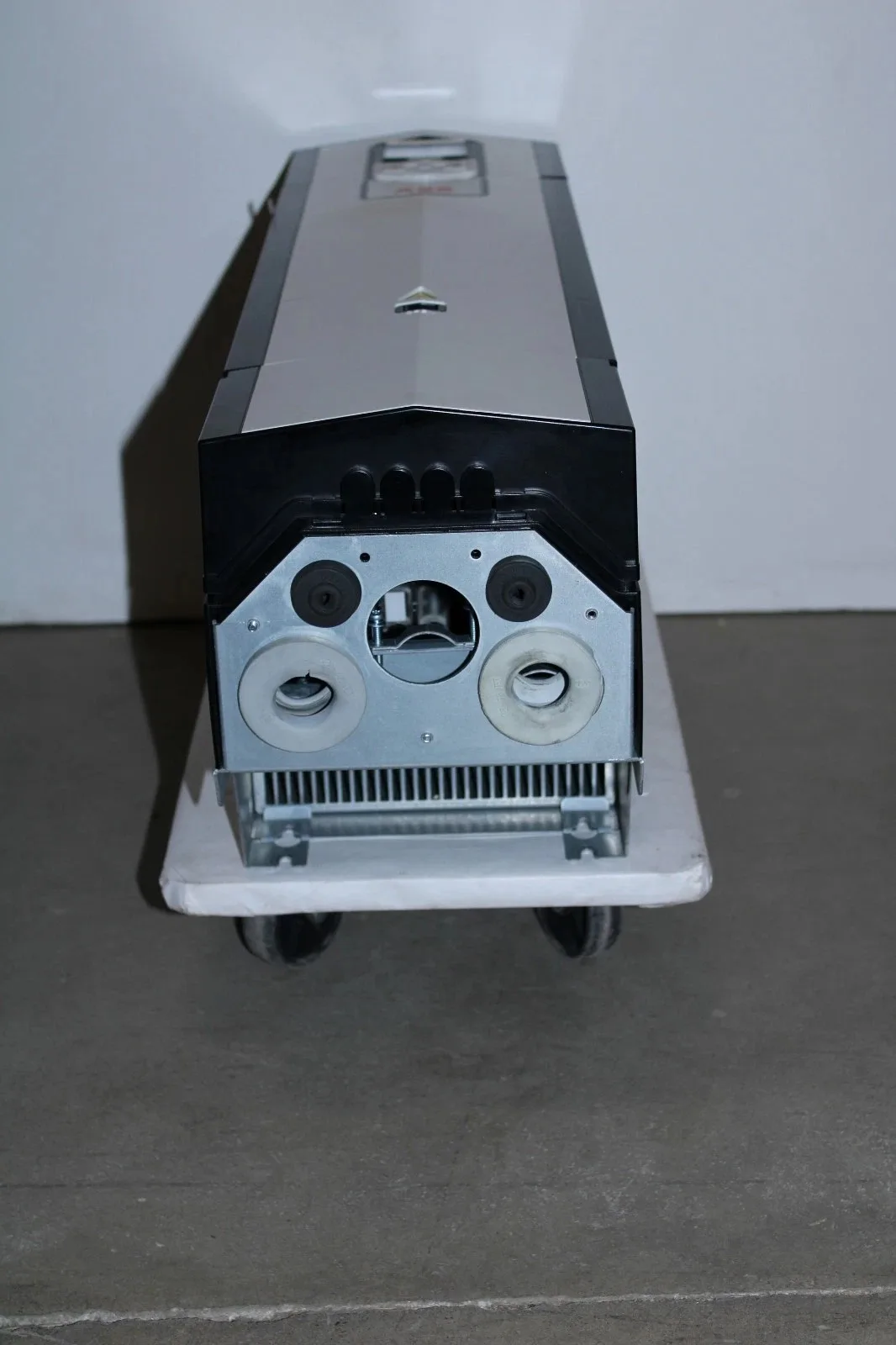 ABB ACS880-01-077A-5 4
