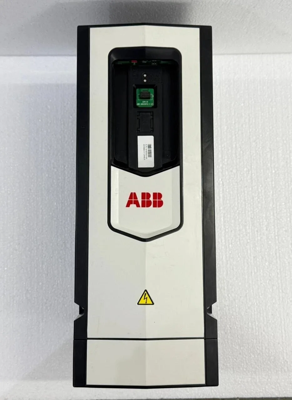 ABB ACS880-01-04A8-5 3
