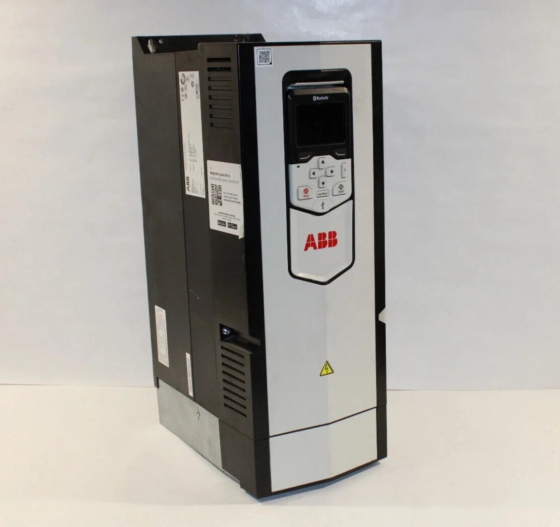 ABB ACS880-01-027A-7 2