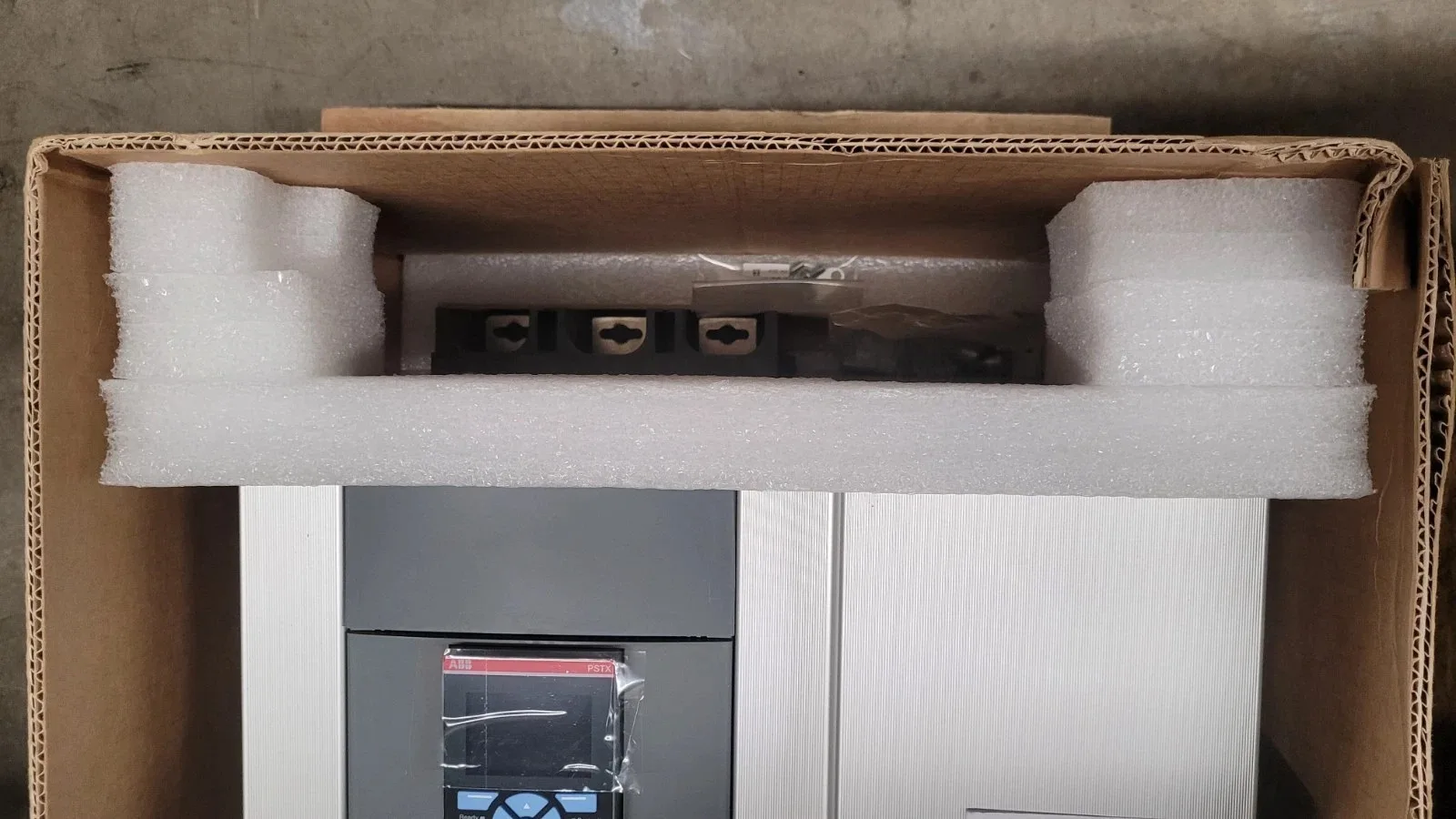 ABB PSTX1050-600-70 1SFA898120R7000 4